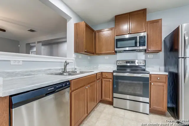 10227 Dixon Wood, San Antonio, TX 78245 - Image #3