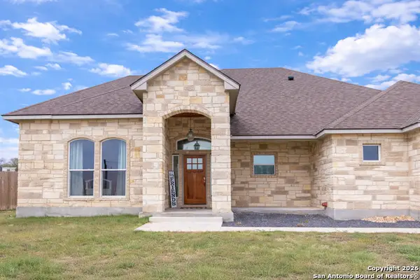 113 Ava Ridge, La Vernia, TX 78121