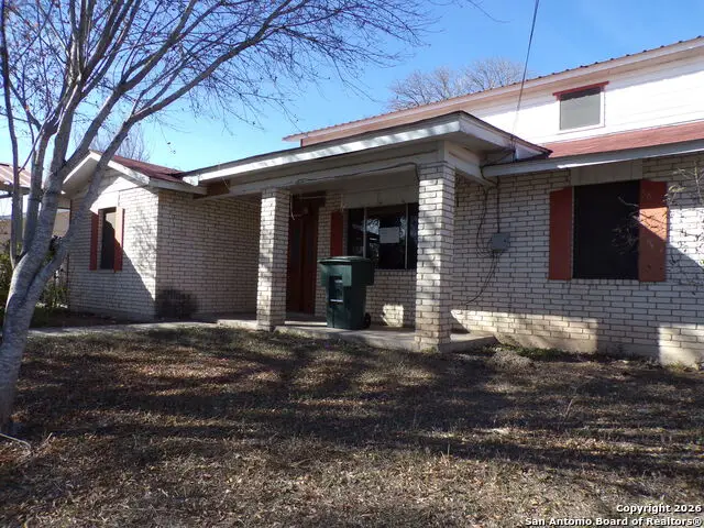222 Pulliam, Uvalde, TX 78801 - #2