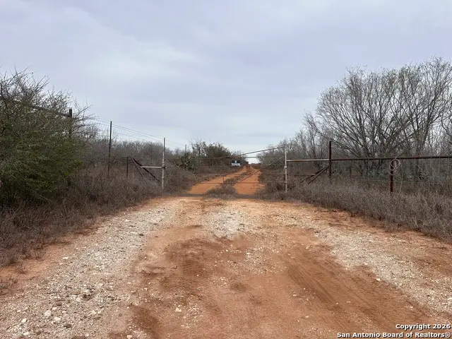 354-EASEMENT County Road, Charlotte, TX 78011 - Image #2
