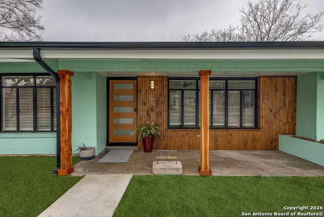 107 Waring, San Antonio, TX 78216 - Image #2