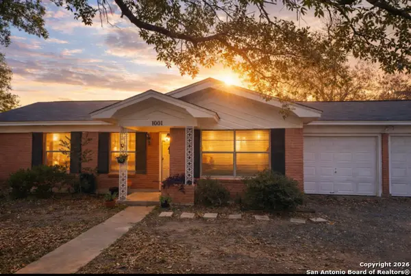 1001 Kathleen, Pleasanton, TX 78064