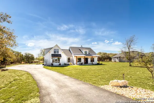 2152 Palomino, Bandera, TX 78003