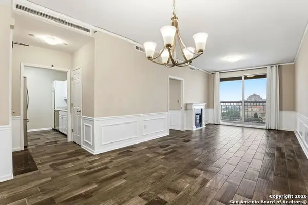 1 Towers Park Ln #1007, San Antonio, TX 78209