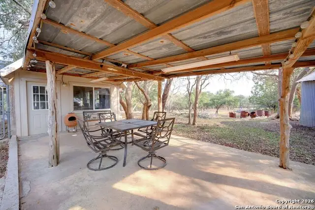 1405 Forest View Dr, Blanco, TX 78606 - Image #2