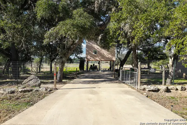 622 Pebble Beach, Lakehills, TX 78063 - #1