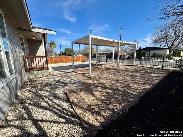 627 N San Manuel, San Antonio, TX 78228 - Image #3