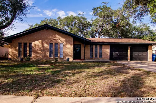 1405 Palo Blanco, Beeville, TX 78102 - Image #1