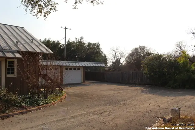 1111 Magnolia, Uvalde, TX 78801 - #2