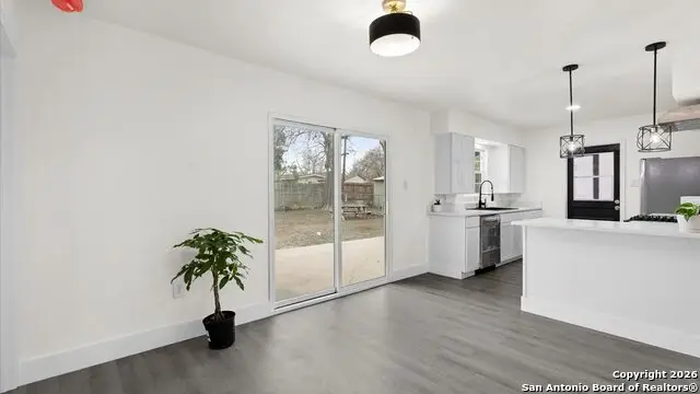 221 Winn, Universal City, TX 78148 - Image #3