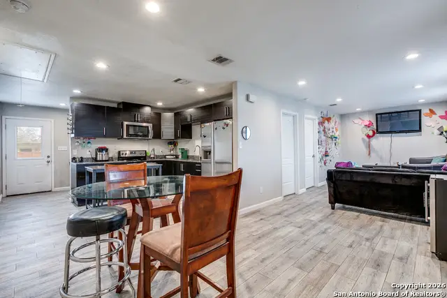 5323 War Cloud Dr, San Antonio, TX 78242 - Image #2