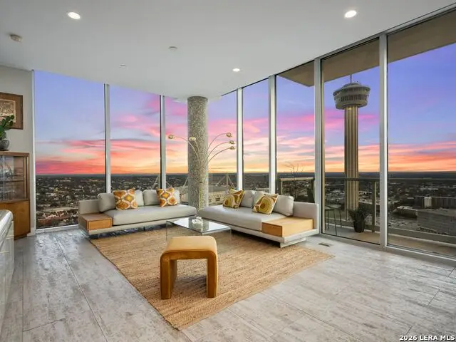 610 E Market #UNIT 2807, San Antonio, TX 78205 - Image #1