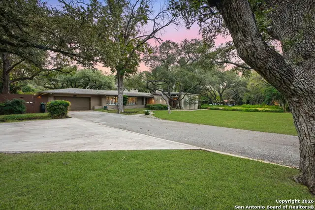 122 Dogwood Ln, San Antonio, TX 78213 - Image #1