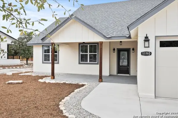 1190 Fernwood, Fischer, TX 78623