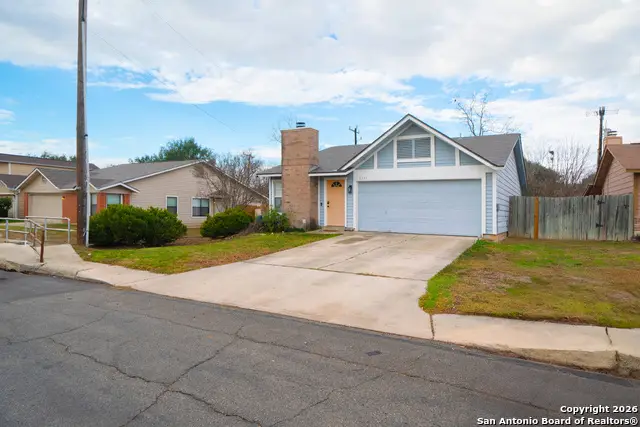 6131 Valley Bay Dr, San Antonio, TX 78250 - Image #2
