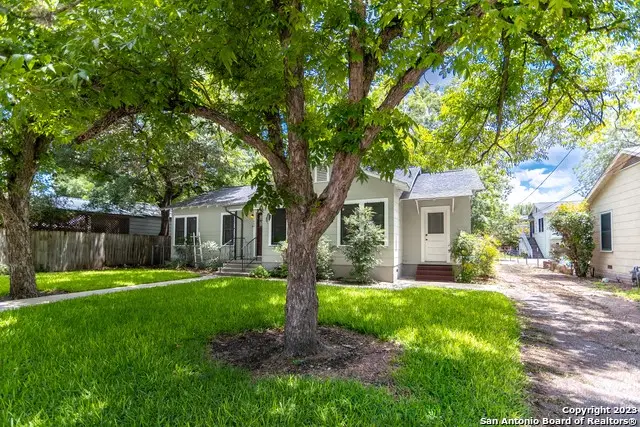 465 S Guenther Ave, New Braunfels, TX 78130 - #2