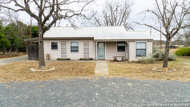 730 N Main, Utopia, TX 78884 - Image #3