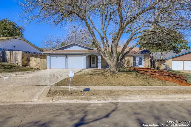 5723 Sky Country, San Antonio, TX 78247 - Image #2