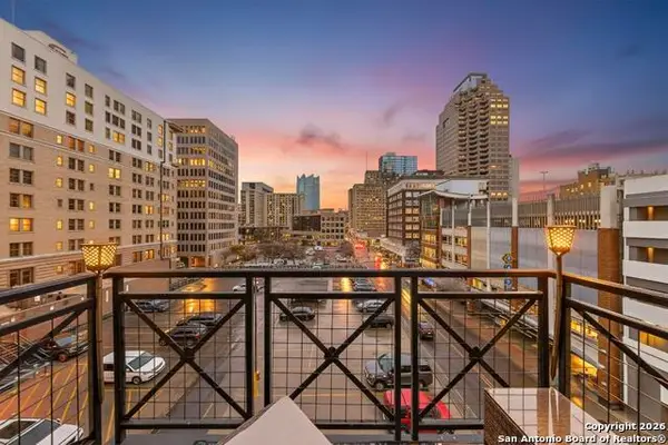 214 E Travis #402, San Antonio, TX 78205