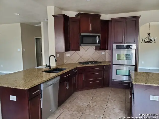 315 Chloe Hts, San Antonio, TX 78253 - Image #2
