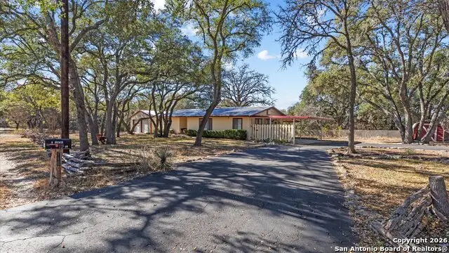 119 Felps, Blanco, TX 78606 - Image #2