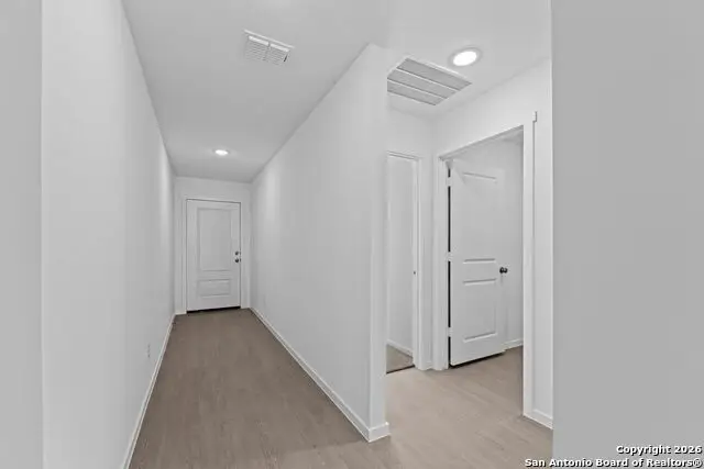 100 Ellendale Place, Fredericksburg, TX 78624 - Image #2