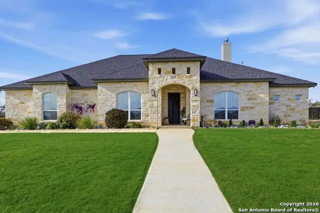 344 Abrego Lake, Floresville, TX 78114 - Image #1