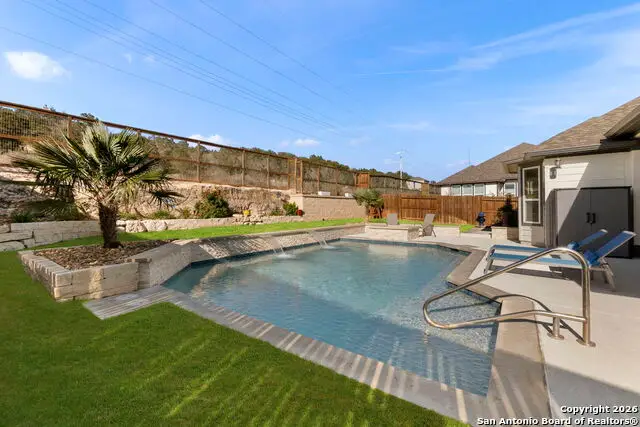 705 Treetop Pass, New Braunfels, TX 78130 - Image #2
