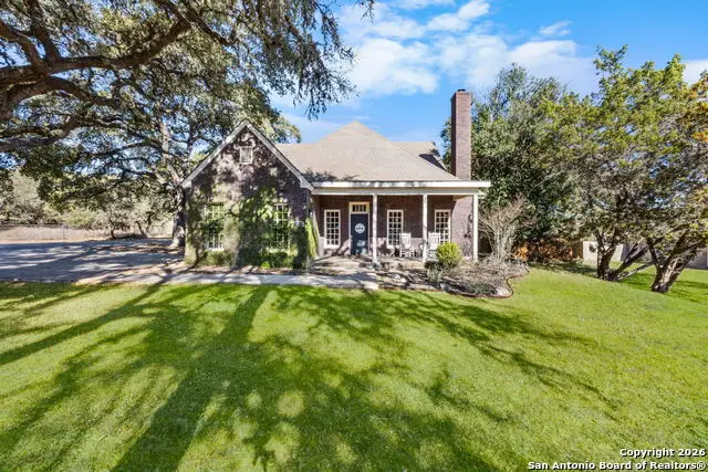 9833 Saxet, Boerne, TX 78006 - Image #1
