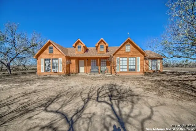 200 Meadowview, Lytle, TX 78052 - #2