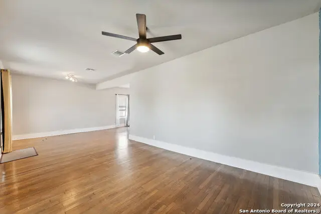 1031 Schley Ave, San Antonio, TX 78210 - Image #3