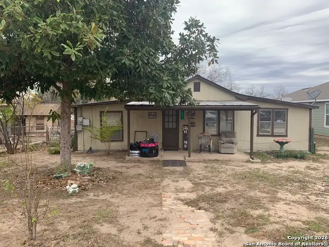 504 6 Th Street, Natalia, TX 78059 - #1
