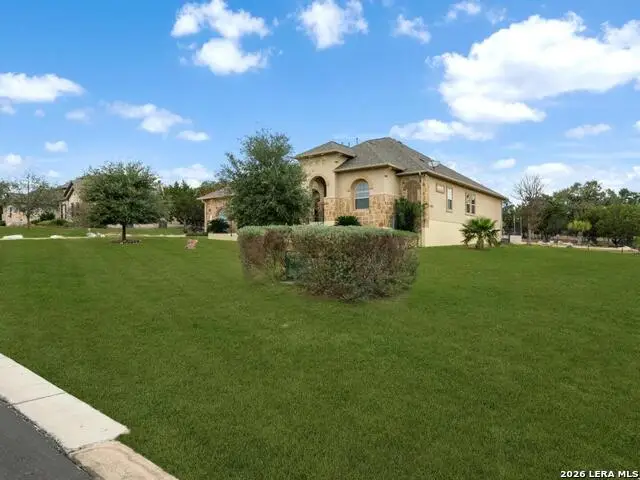 1008 Spanish Trl, New Braunfels, TX 78132 - #2