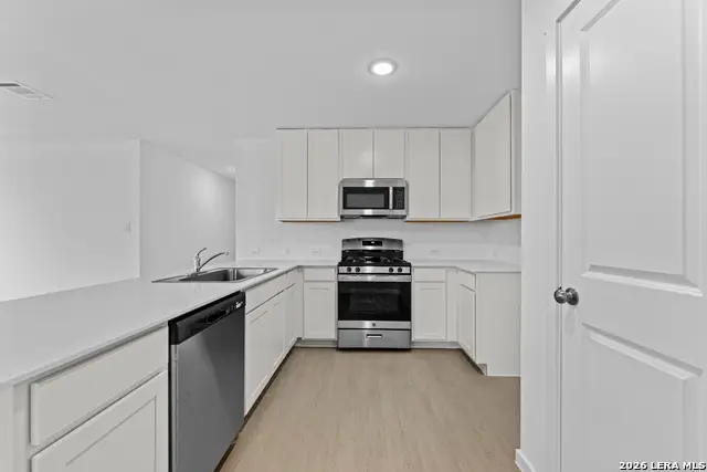 1867 Wood Warbler, New Braunfels, TX 78130 - #3