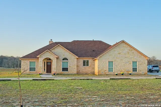 509 Lake Valley Dr., La Vernia, TX 78121 - #1