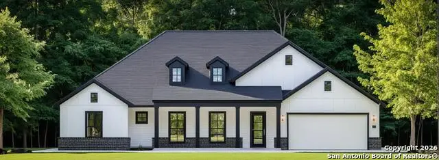 1610 Vista View Drive, Pleasanton, TX 78064 - Image #1