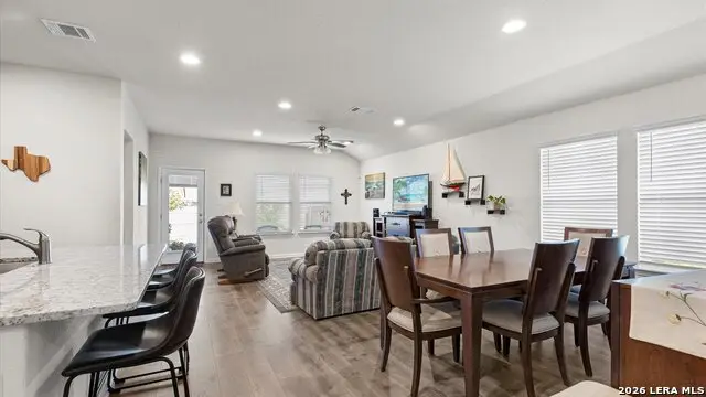 326 Northshore Trail, New Braunfels, TX 78130 - Image #2