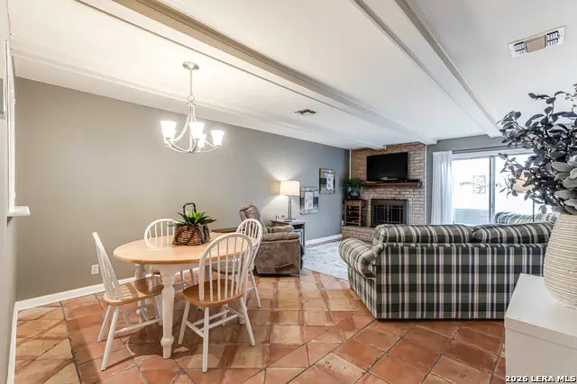 11303 Vance Jackson #E3, San Antonio, TX 78230 - Image #3