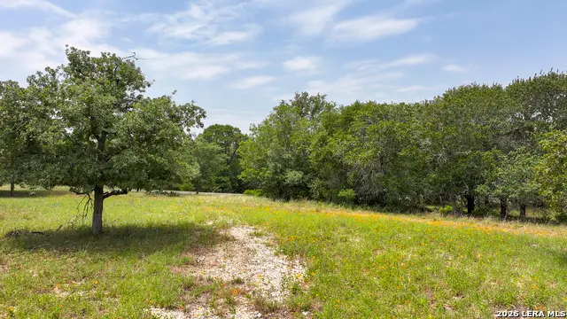 222 Flash Circle, Luling, TX 78648 - #2