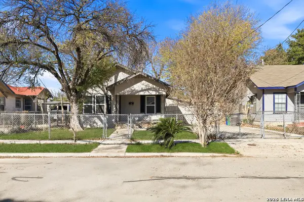 319 Roslyn, San Antonio, TX 78204