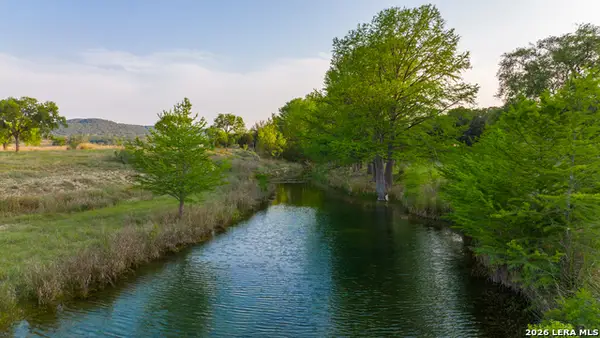 2991 Fm 470, Bandera, TX 78003