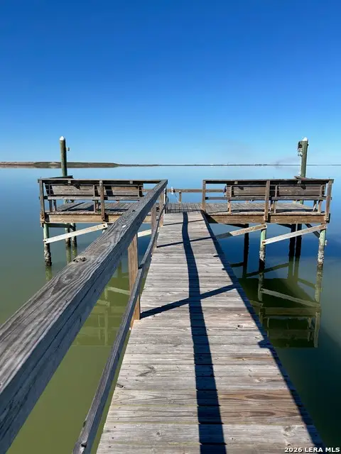 125 Dockside Dr, Rockport, TX 78382 - #2