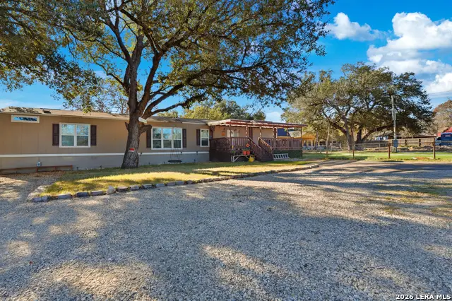 23202 Silver Chalice, Elmendorf, TX 78112 - Image #2