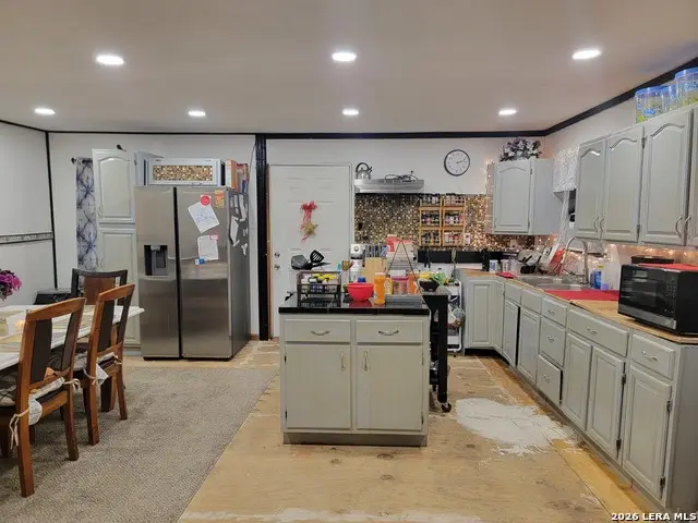 722 Marbauch, San Antonio, TX 78237 - #2