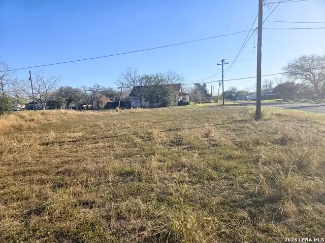 216 S Seventh, Skidmore, TX 78389 - #2