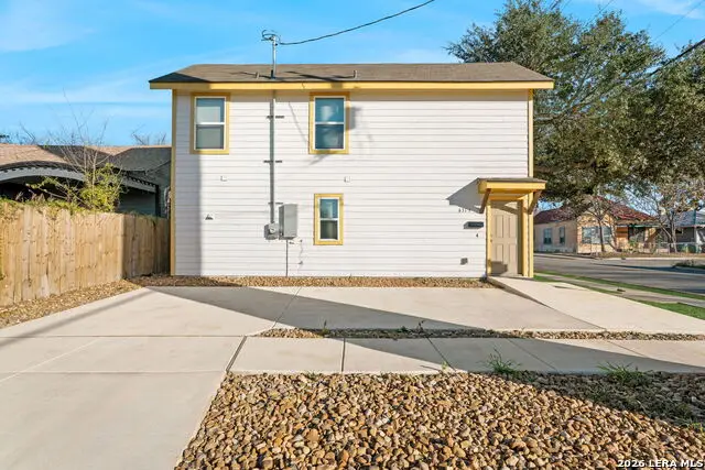 631 E Carolina #1, San Antonio, TX 78210 - Image #3