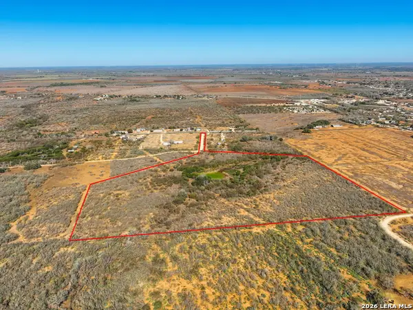 +/- 32.04 ACRES Bluntzer, Jourdanton, TX 78026