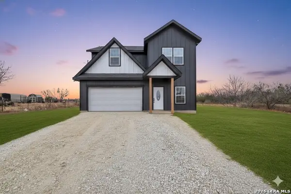 355 County Road 2646, Moore, TX 78057