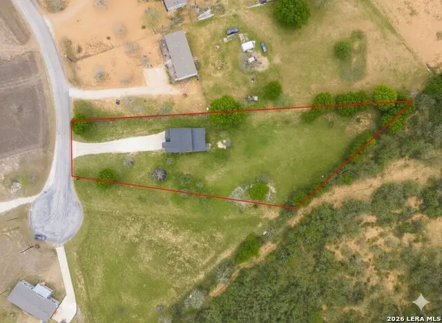 355 County Road 2646, Moore, TX 78057 - Image #3