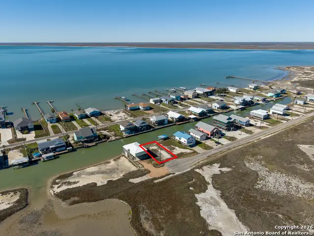 153 Starfish Dr, Rockport, TX 78382 - #1